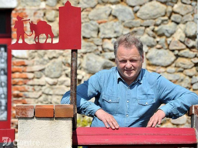 Huriel Les Maitres Sonneurs Bed & Breakfast エクステリア 写真