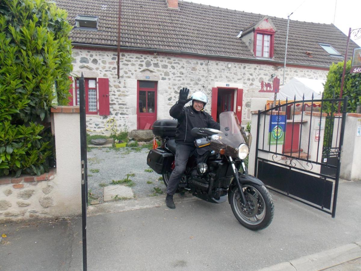 Huriel Les Maitres Sonneurs Bed & Breakfast エクステリア 写真